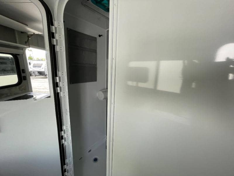 2026 inTech RV 2026 inTech RV Sol - thumbnail 39