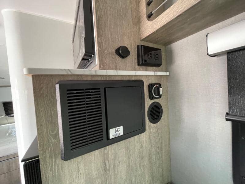 2026 inTech RV 2026 inTech RV Sol - thumbnail 28