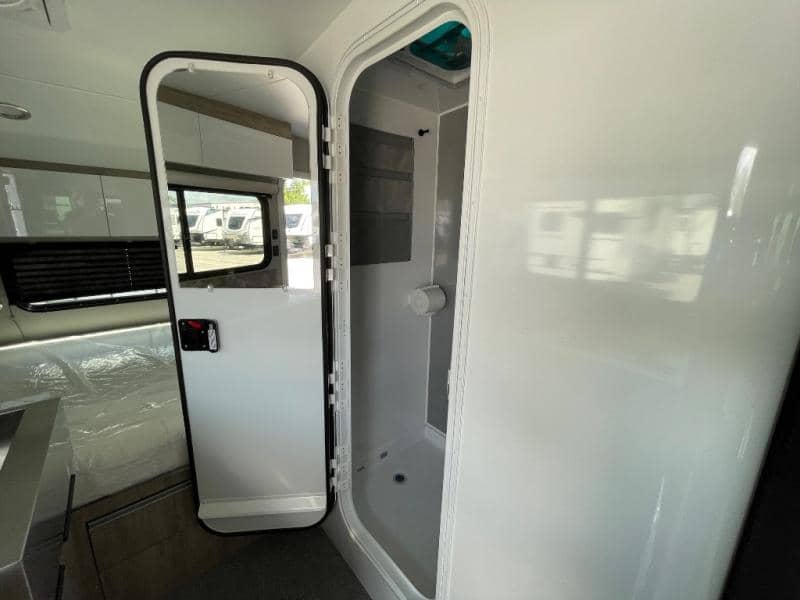 2026 inTech RV 2026 inTech RV Sol - thumbnail 34