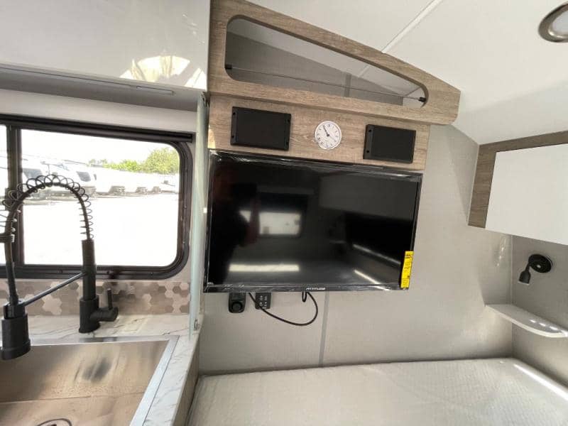 2026 inTech RV 2026 inTech RV Sol - thumbnail 42