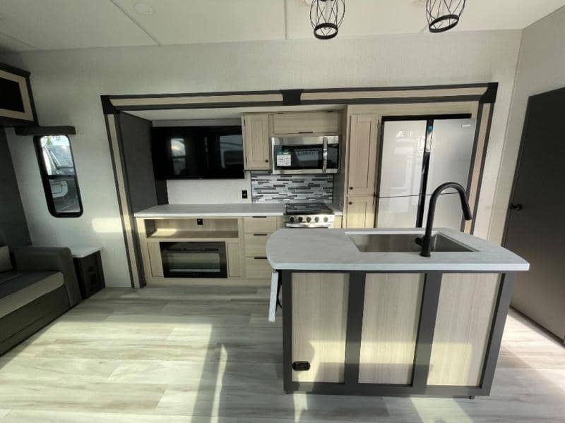 2026 Forest River 2026 Forest River Cardinal - thumbnail 25