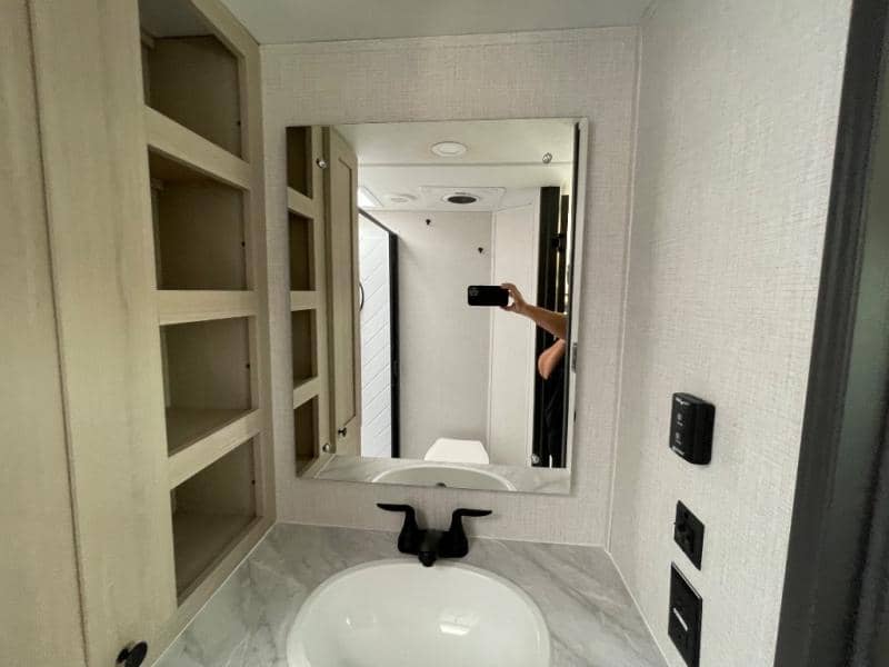 2026 Forest River 2026 Forest River Cardinal - thumbnail 45