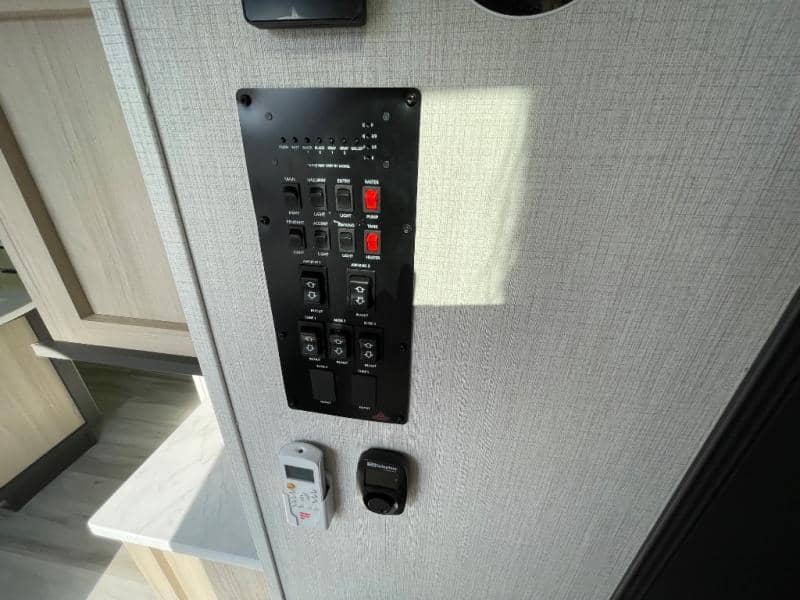 2026 Forest River 2026 Forest River Cardinal - thumbnail 61