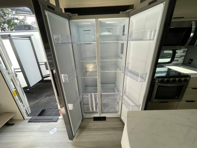 2026 Forest River 2026 Forest River Cardinal - thumbnail 37