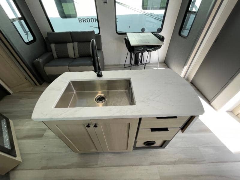 2026 Forest River 2026 Forest River Cardinal - thumbnail 40