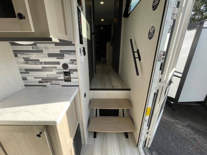 2026 Forest River 2026 Forest River Cardinal - thumbnail 41