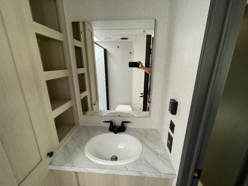 2026 Forest River 2026 Forest River Cardinal - thumbnail 43