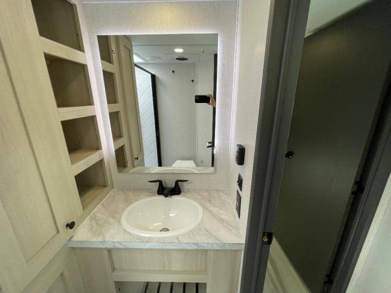 2026 Forest River 2026 Forest River Cardinal - thumbnail 46