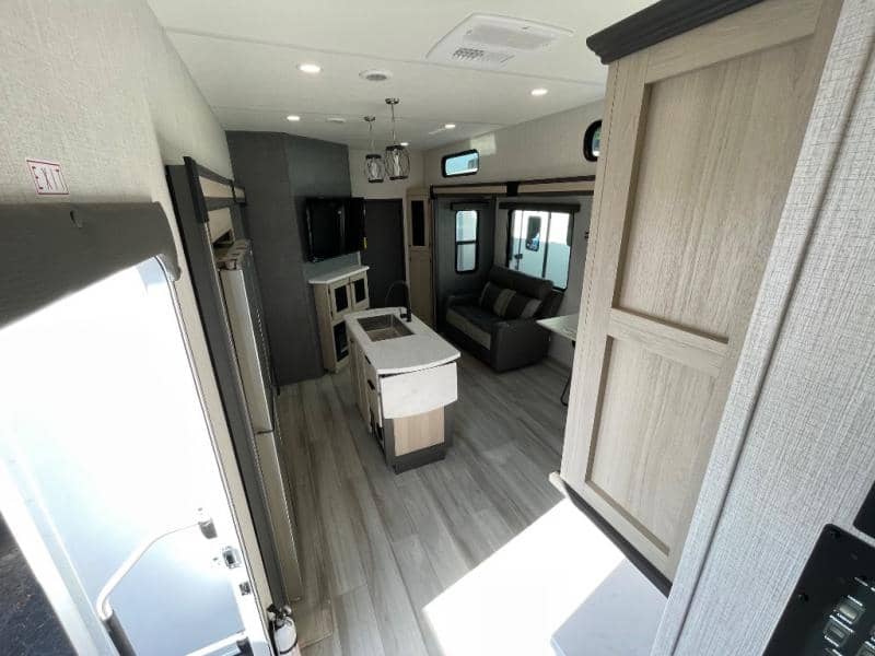 2026 Forest River 2026 Forest River Cardinal - thumbnail 57