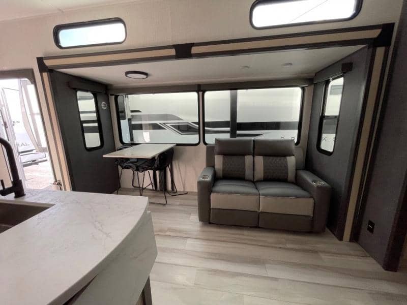 2026 Forest River 2026 Forest River Cardinal - thumbnail 26