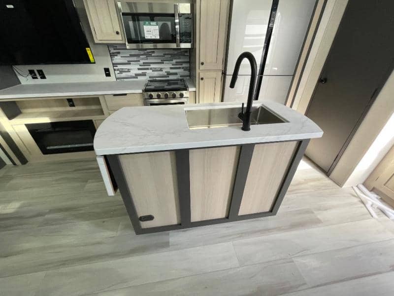 2026 Forest River 2026 Forest River Cardinal - thumbnail 36