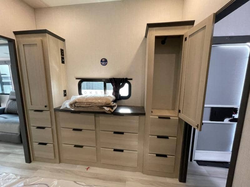 2026 Forest River 2026 Forest River Cardinal - thumbnail 43