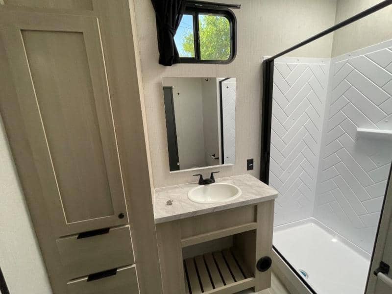 2026 Forest River 2026 Forest River Cardinal - thumbnail 45