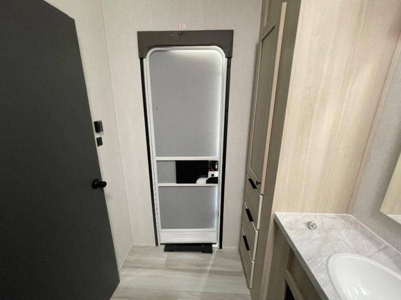 2026 Forest River 2026 Forest River Cardinal - thumbnail 49