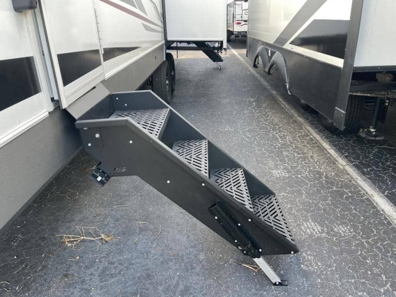 2026 Forest River 2026 Forest River Cardinal - thumbnail 6