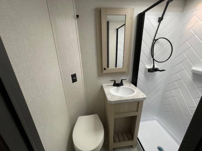 2026 Forest River 2026 Forest River Cardinal - thumbnail 63