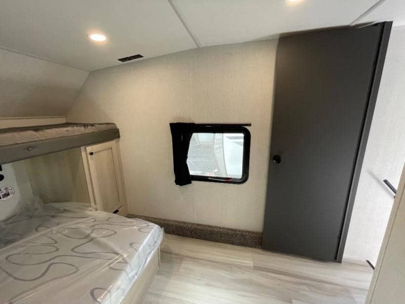 2026 Forest River 2026 Forest River Cardinal - thumbnail 65