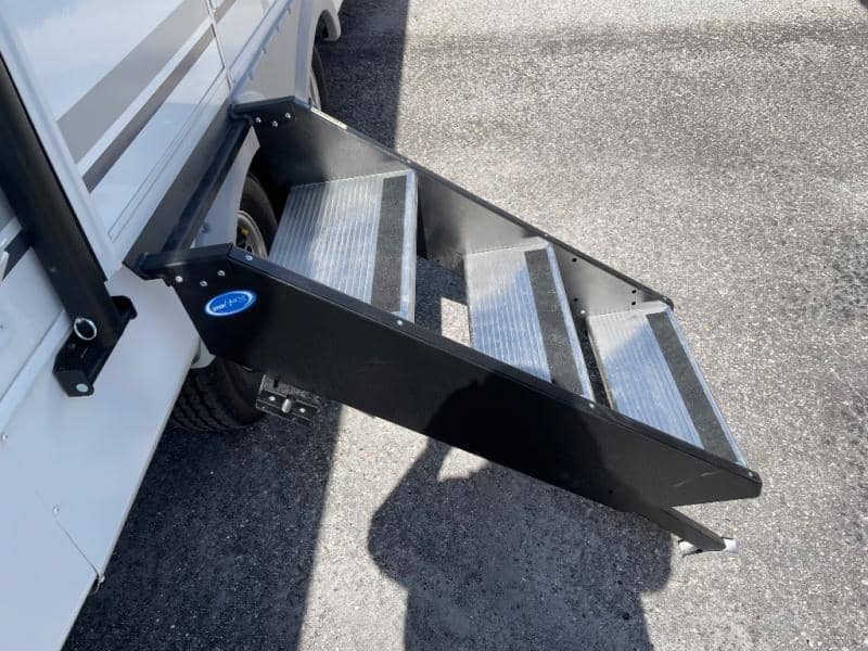 2026 Coachmen 2026 Coachmen Freedom Express Ultra Lite - thumbnail 8