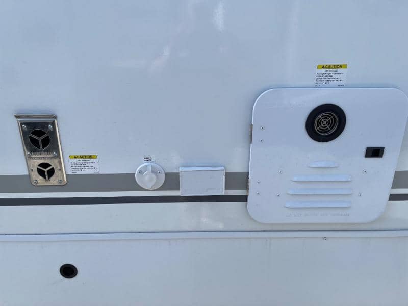 2026 Coachmen 2026 Coachmen Freedom Express Ultra Lite - thumbnail 9