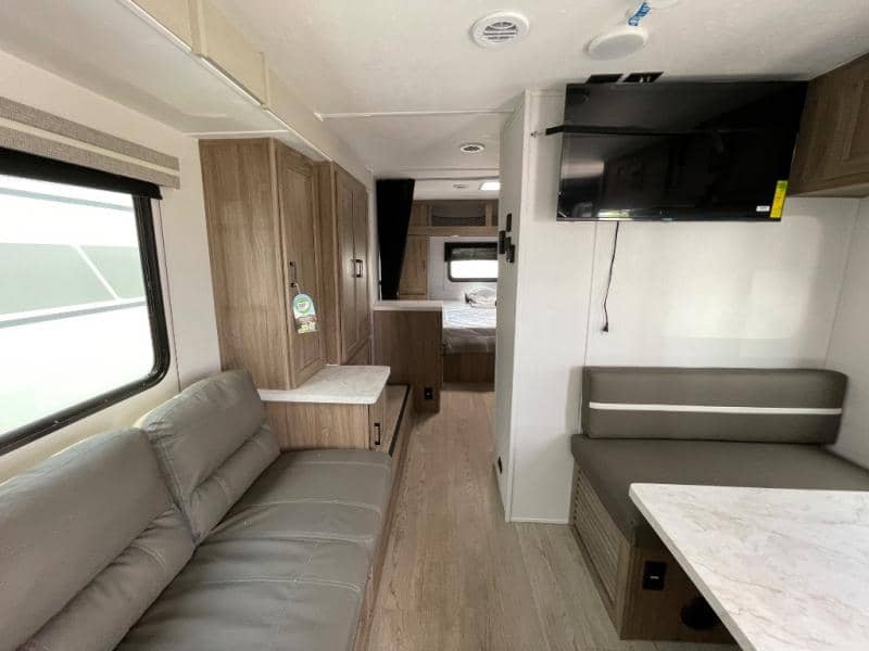 2026 Coachmen 2026 Coachmen Freedom Express Select - thumbnail 17