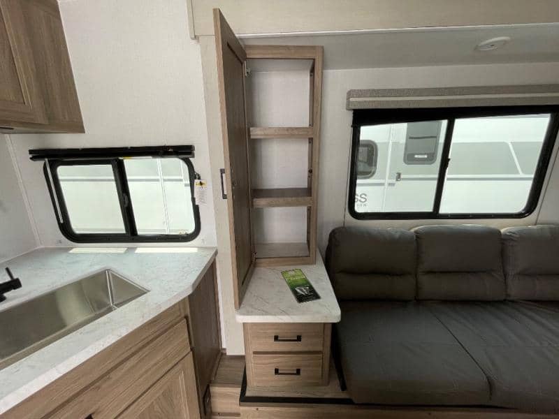 2026 Coachmen 2026 Coachmen Freedom Express Select - thumbnail 25