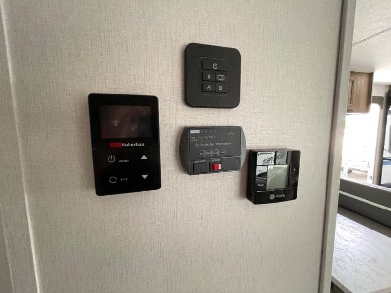 2026 Coachmen 2026 Coachmen Freedom Express Select - thumbnail 31