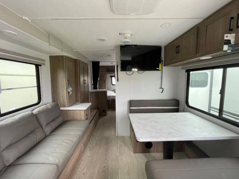 2026 Coachmen 2026 Coachmen Freedom Express Select - thumbnail 14