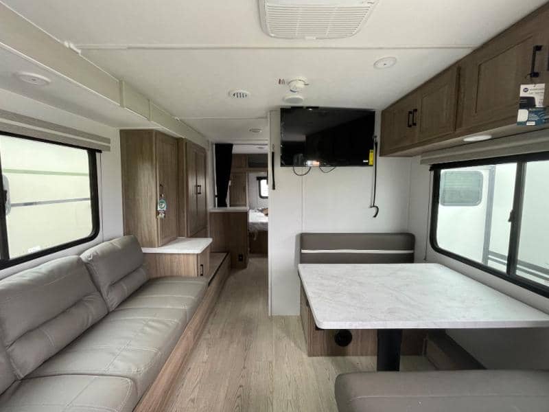 2026 Coachmen 2026 Coachmen Freedom Express Select - thumbnail 15