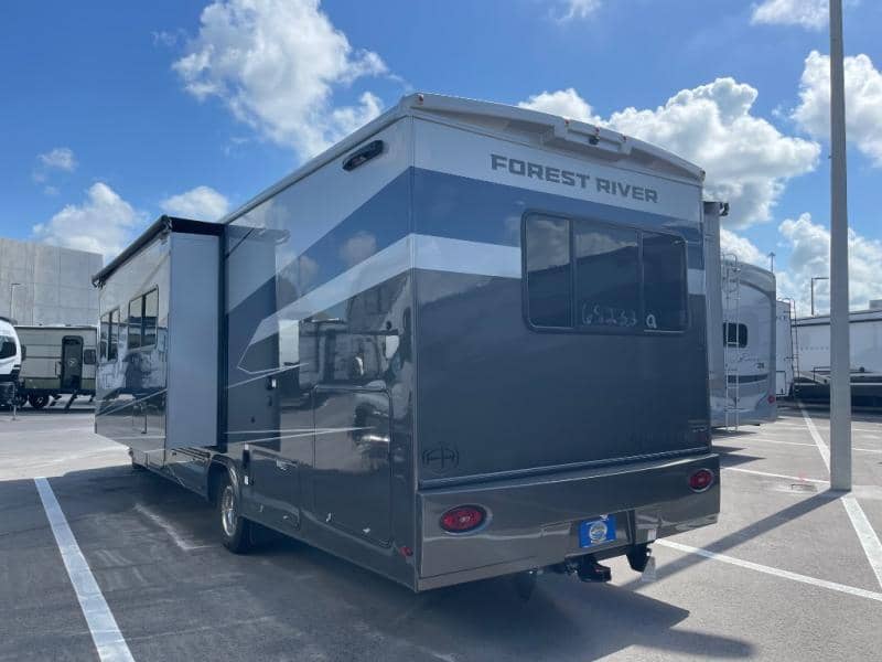 2026 Forest River 2026 Forest River Sunseeker Classic - thumbnail 6