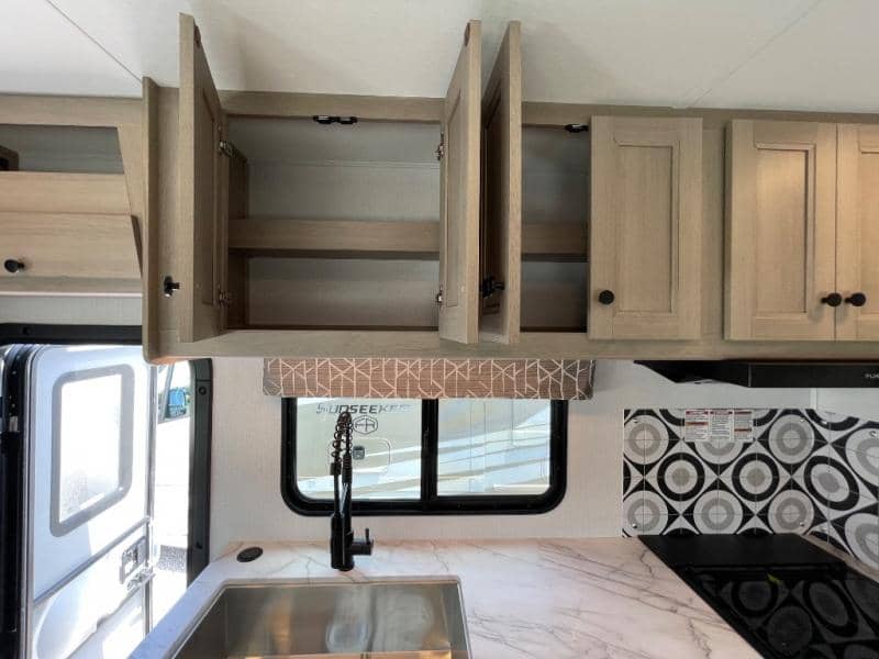 2026 Forest River 2026 Forest River Sunseeker - thumbnail 32