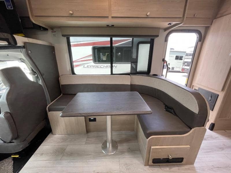 2026 Coachmen 2026 Coachmen Leprechaun - thumbnail 11