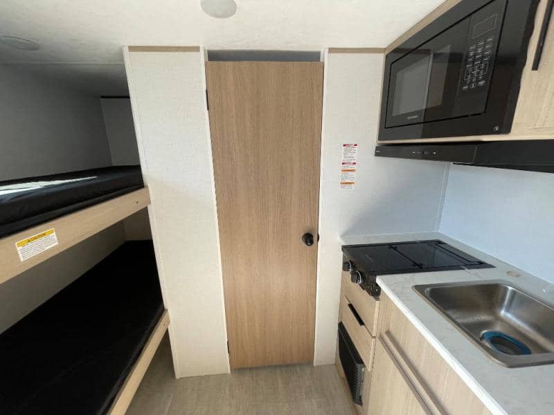 2026 Dutchmen 2026 Dutchmen Kodiak - thumbnail 17