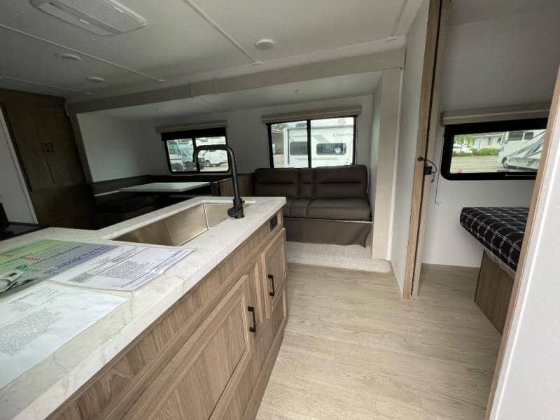 2026 Coachmen 2026 Coachmen Freedom Express - thumbnail 17