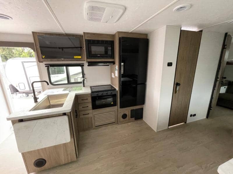 2026 Coachmen 2026 Coachmen Freedom Express - thumbnail 20