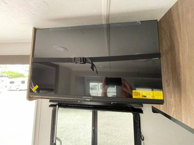 2026 Coachmen 2026 Coachmen Freedom Express - thumbnail 25