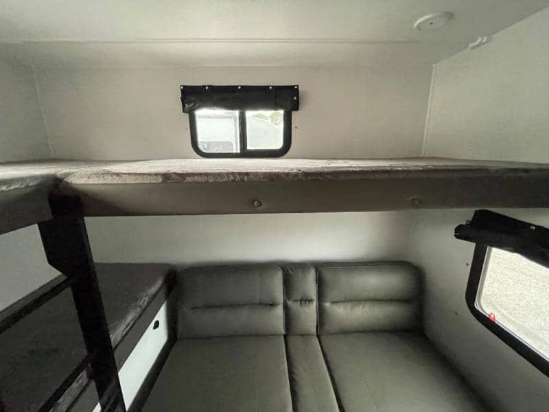 2026 Coachmen 2026 Coachmen Freedom Express - thumbnail 43