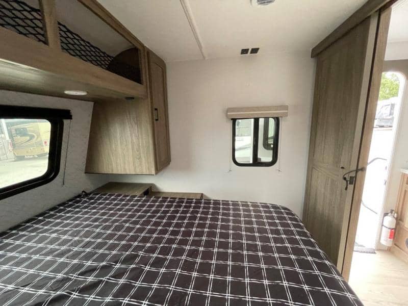 2026 Coachmen 2026 Coachmen Freedom Express - thumbnail 49