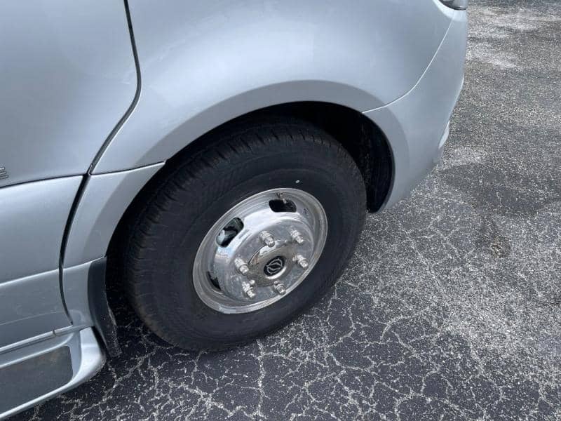 2025 Leisure Travel Vans 2025 Leisure Travel Vans Unity - thumbnail 12