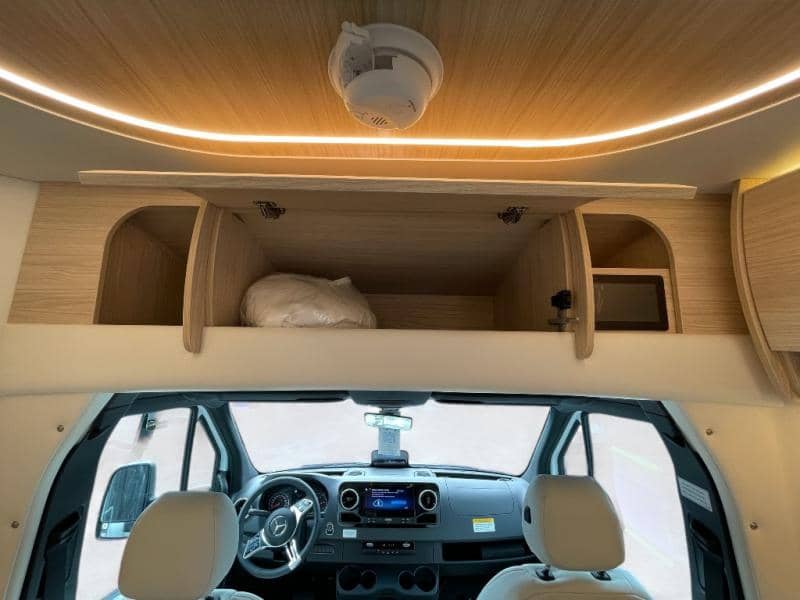 2025 Leisure Travel Vans 2025 Leisure Travel Vans Unity - thumbnail 26