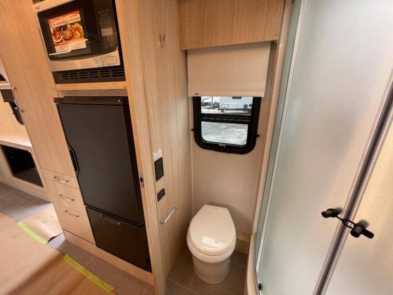 2025 Leisure Travel Vans 2025 Leisure Travel Vans Unity - thumbnail 45