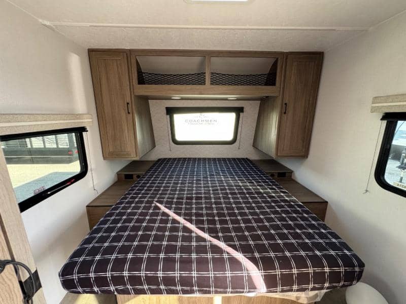 2026 Coachmen 2026 Coachmen Freedom Express - thumbnail 18