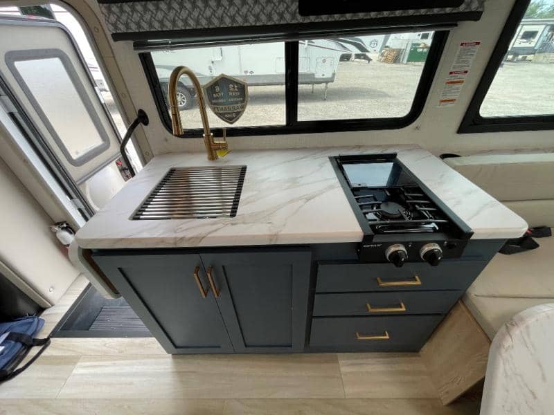 2026 Thor Motor Coach 2026 Thor Motor Coach Quantum - thumbnail 33