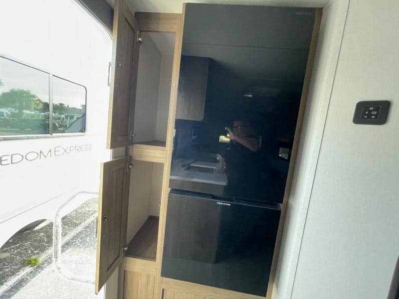 2026 Coachmen 2026 Coachmen Freedom Express Select - thumbnail 22