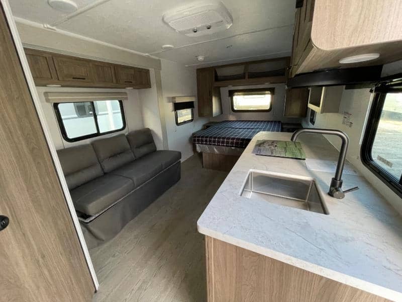 2026 Coachmen 2026 Coachmen Freedom Express Select - thumbnail 36