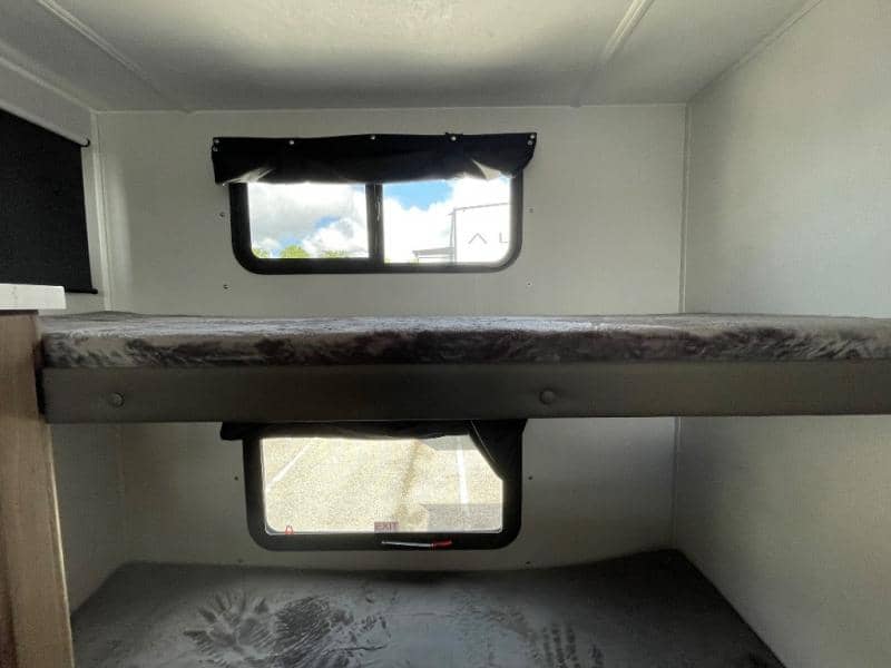 2026 Coachmen 2026 Coachmen Freedom Express - thumbnail 16