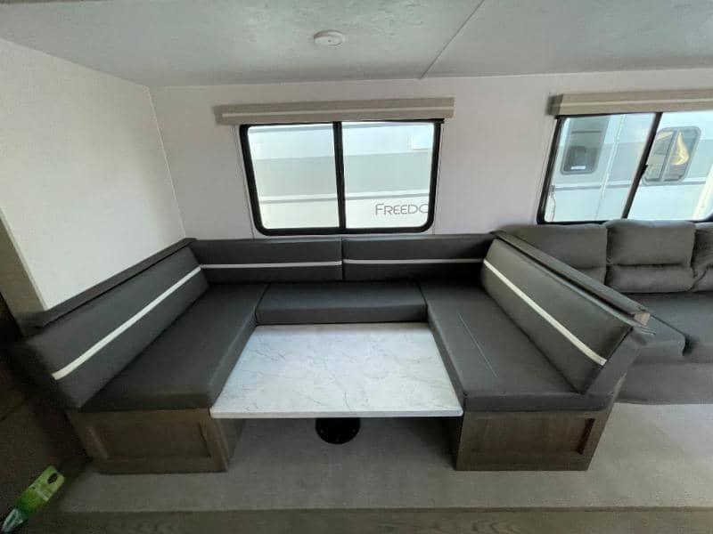 2026 Coachmen 2026 Coachmen Freedom Express - thumbnail 25