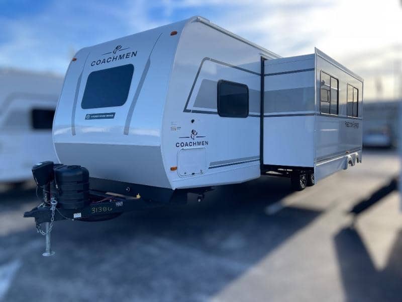 2026 Coachmen 2026 Coachmen Freedom Express - thumbnail 4