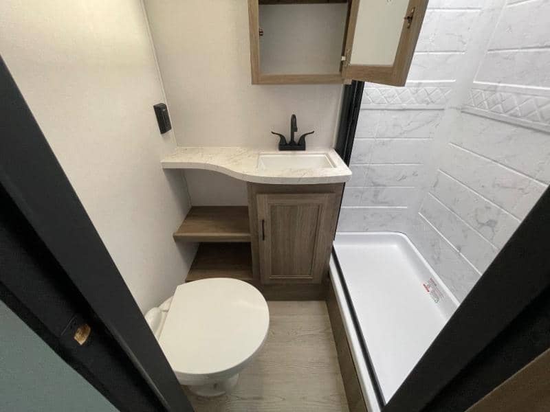 2026 Coachmen 2026 Coachmen Freedom Express - thumbnail 37