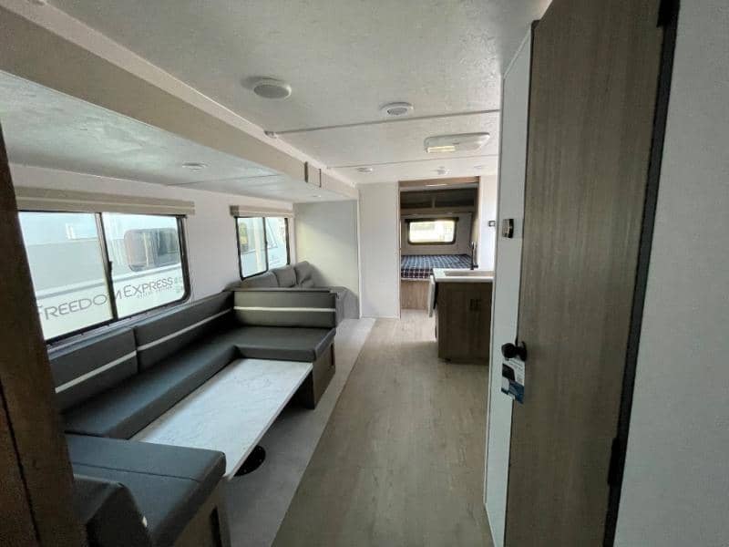 2026 Coachmen 2026 Coachmen Freedom Express - thumbnail 46