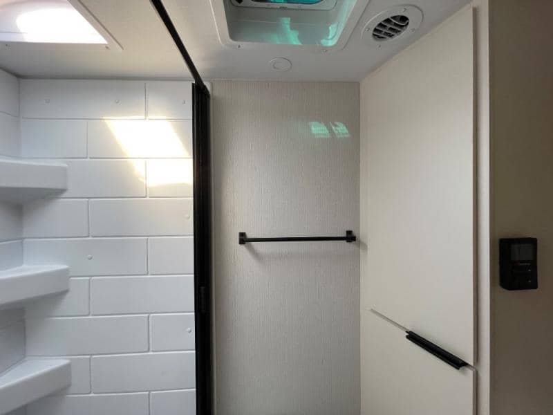 2026 Winnebago 2026 Winnebago Micro Minnie - thumbnail 19